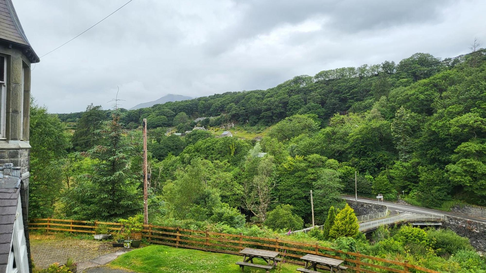 Plas Penaeldroch Manor Dolwyddelan エクステリア 写真