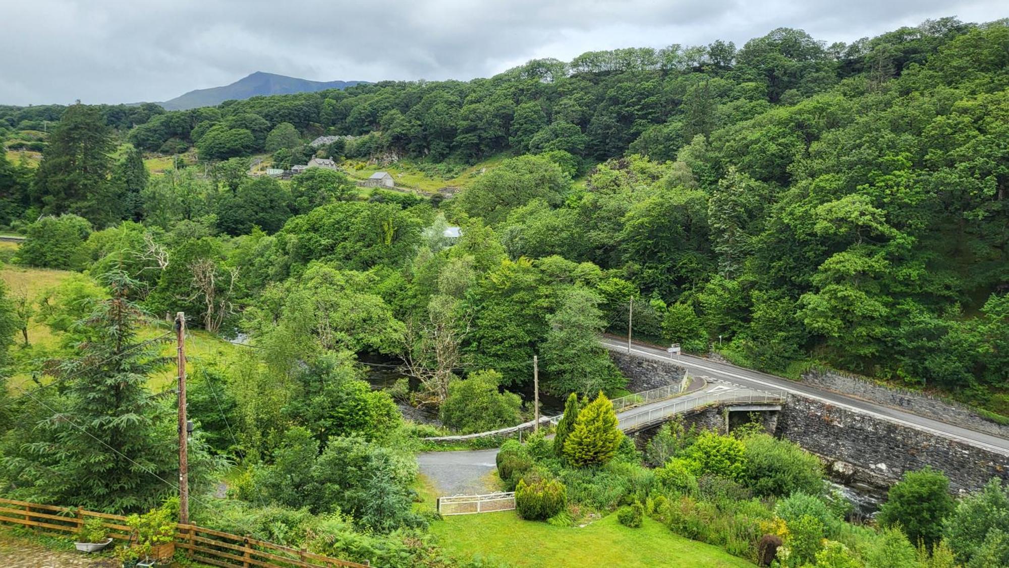 Plas Penaeldroch Manor Dolwyddelan エクステリア 写真
